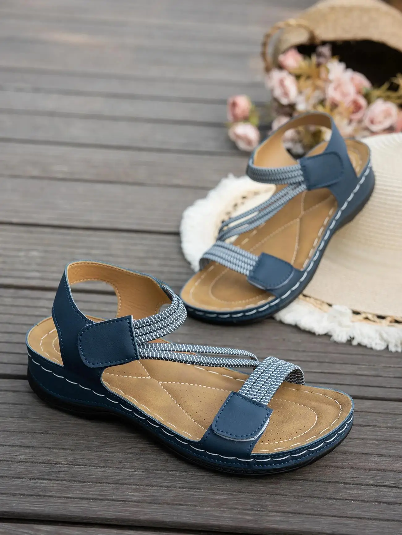 Women’s Comfort Strap Sandals