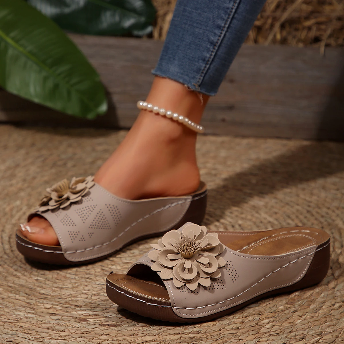 Women’s Wedge Slide Sandals with Floral Detail