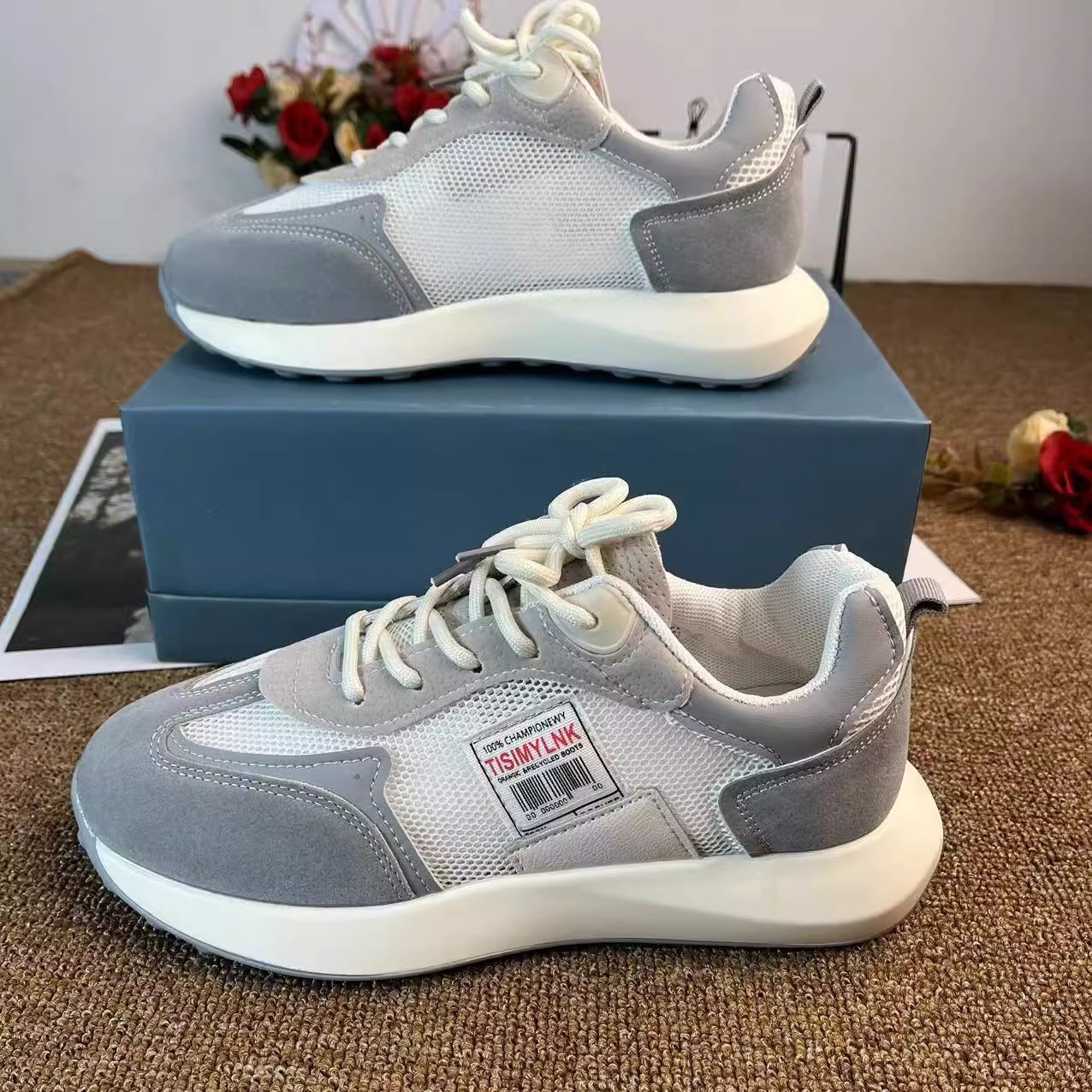Women’s Lightweight Casual Sneakers