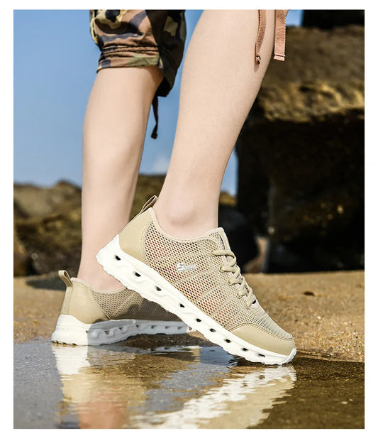 Ultra-Lightweight and Breathable Men's Sports Shoes