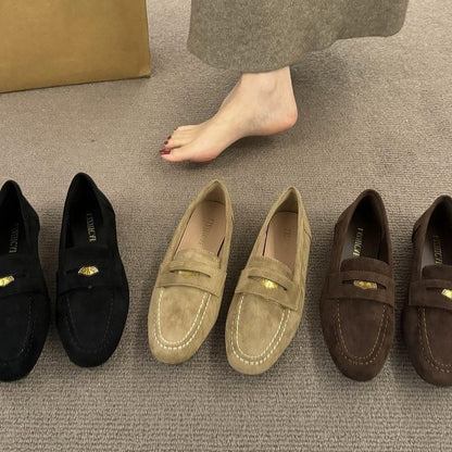 Classic Suede Loafers – Timeless Elegance
