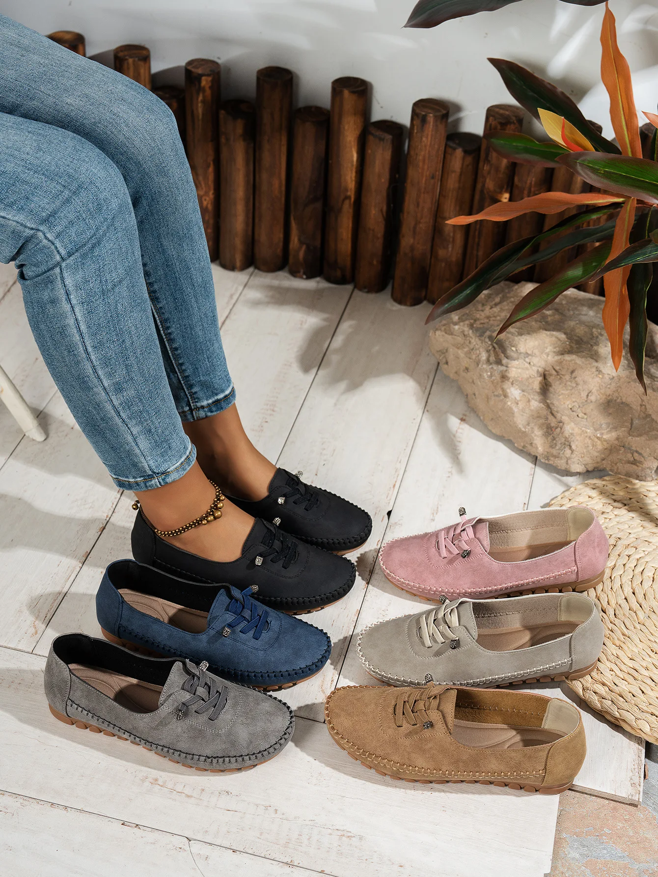 Women’s Comfort Lace-Up Loafers