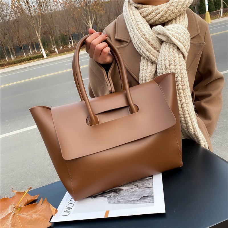 Elegant PU Leather Shoulder Bag