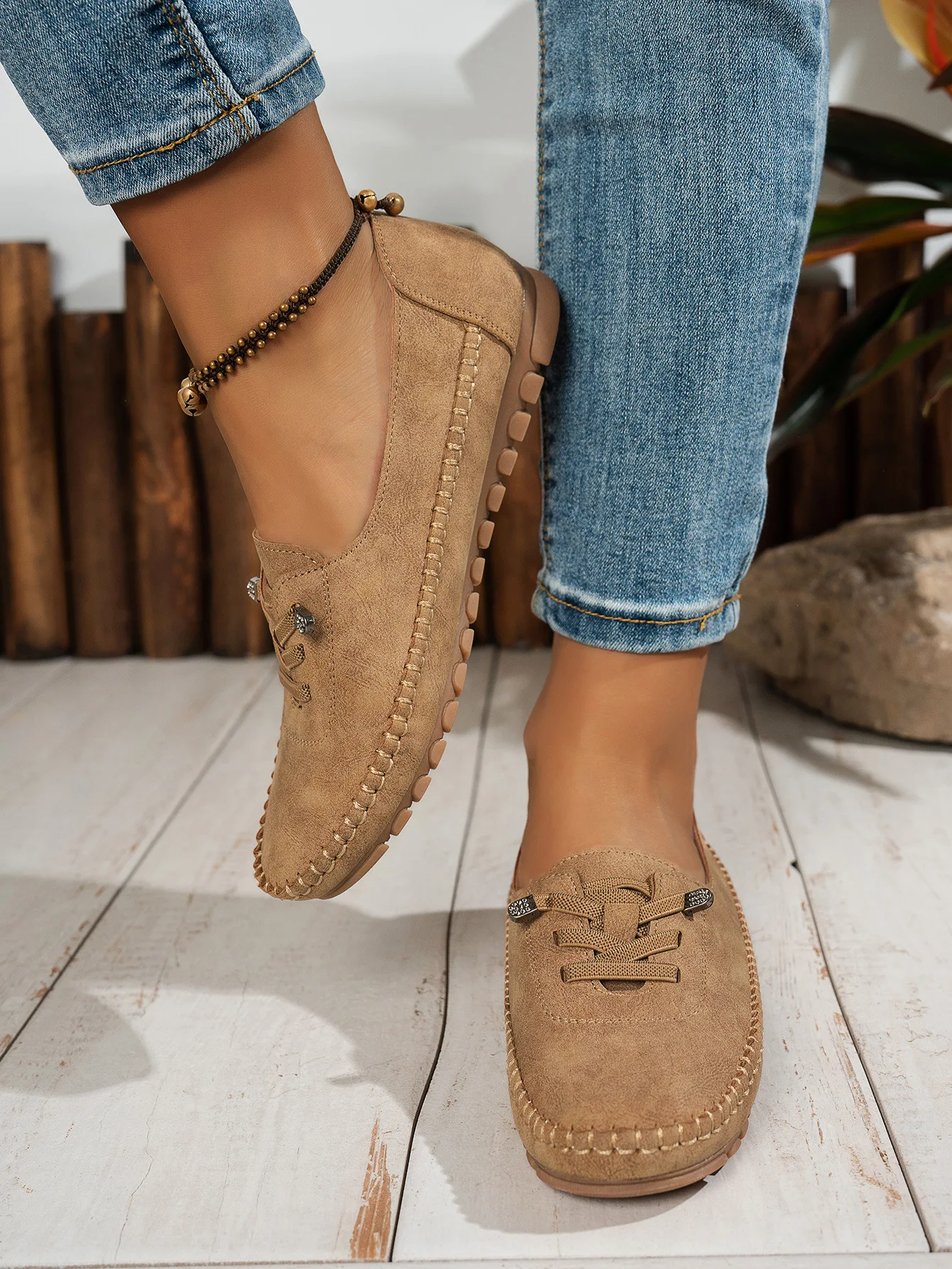 Women’s Comfort Lace-Up Loafers