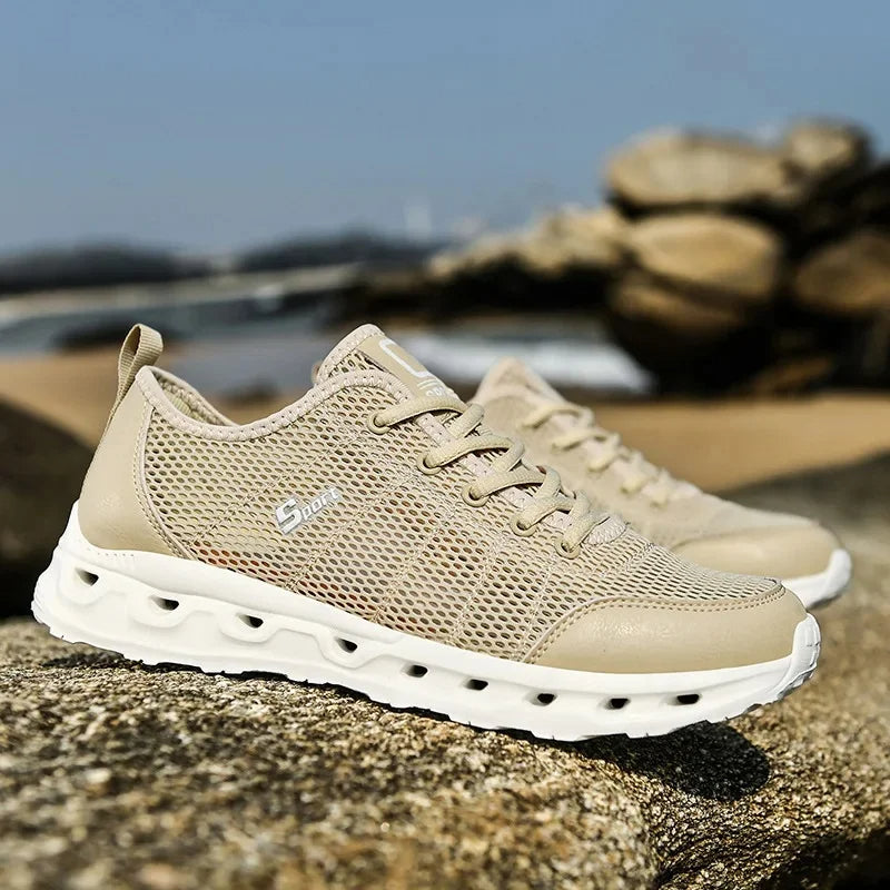 Ultra-Lightweight and Breathable Men's Sports Shoes