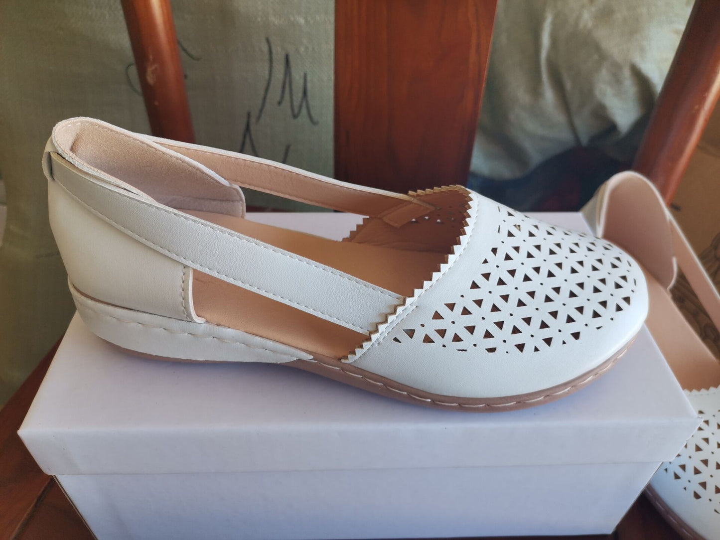 Women’s Breathable Cut-Out Wedge Sandals