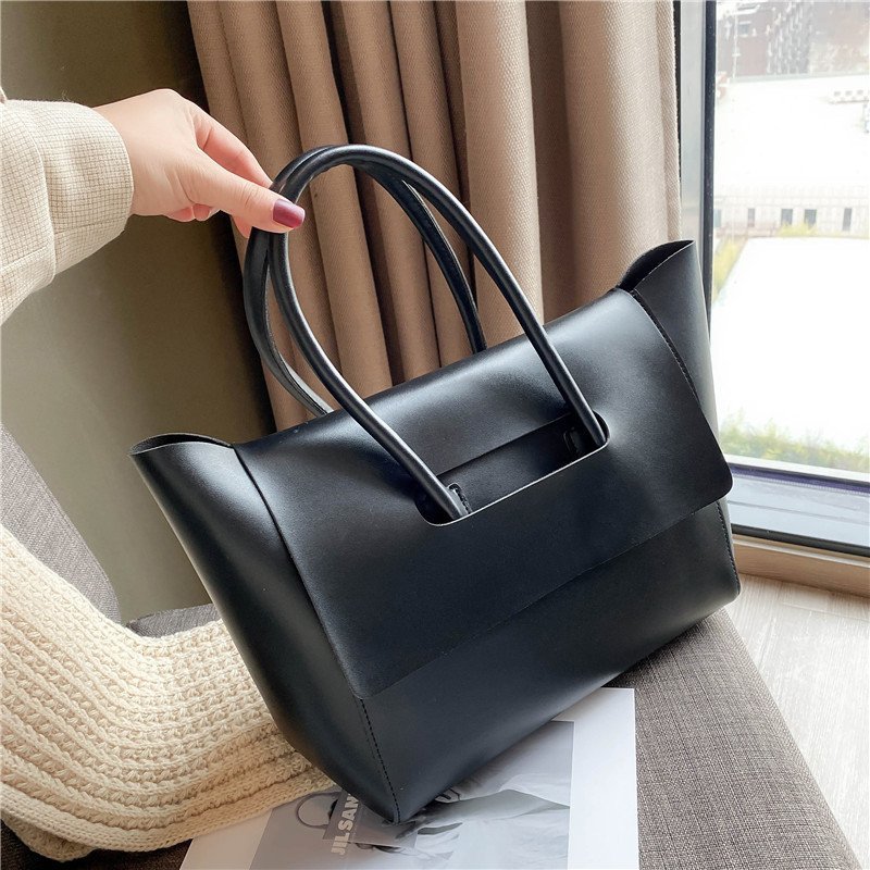Elegant PU Leather Shoulder Bag