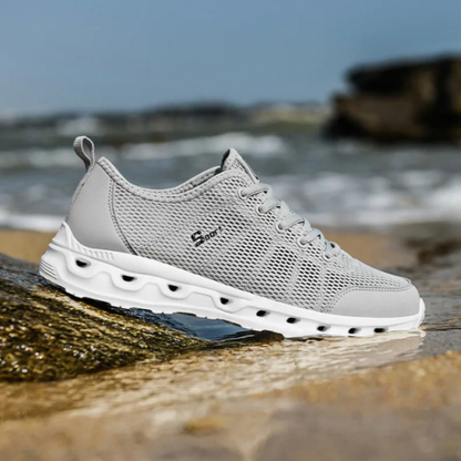 Ultra-Lightweight and Breathable Men's Sports Shoes