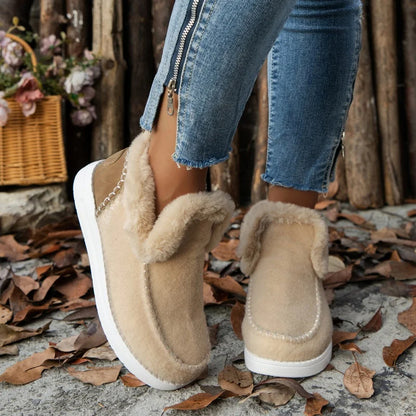 Cozy winter ankle boots with plush lining
