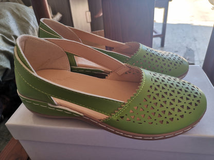 Women’s Breathable Cut-Out Wedge Sandals