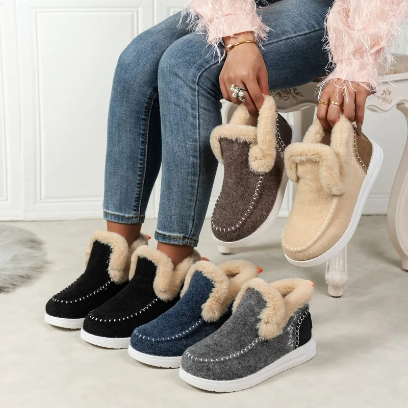 Cozy winter ankle boots with plush lining