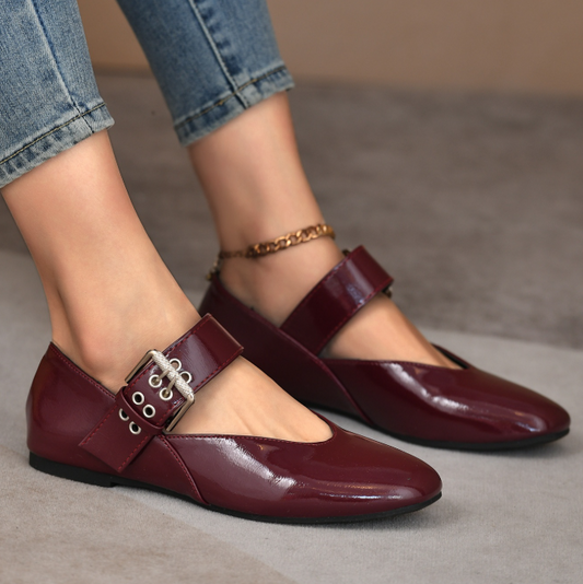 Elegant Round-Toe Ballet Flats