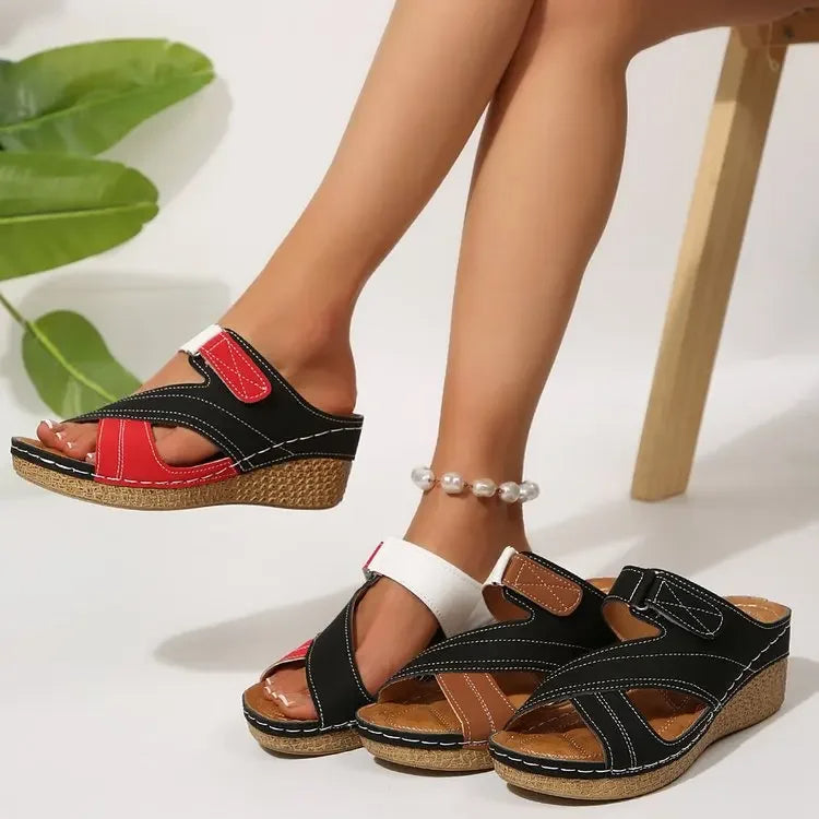 Thick-Heeled Block Beach Slippers for Women