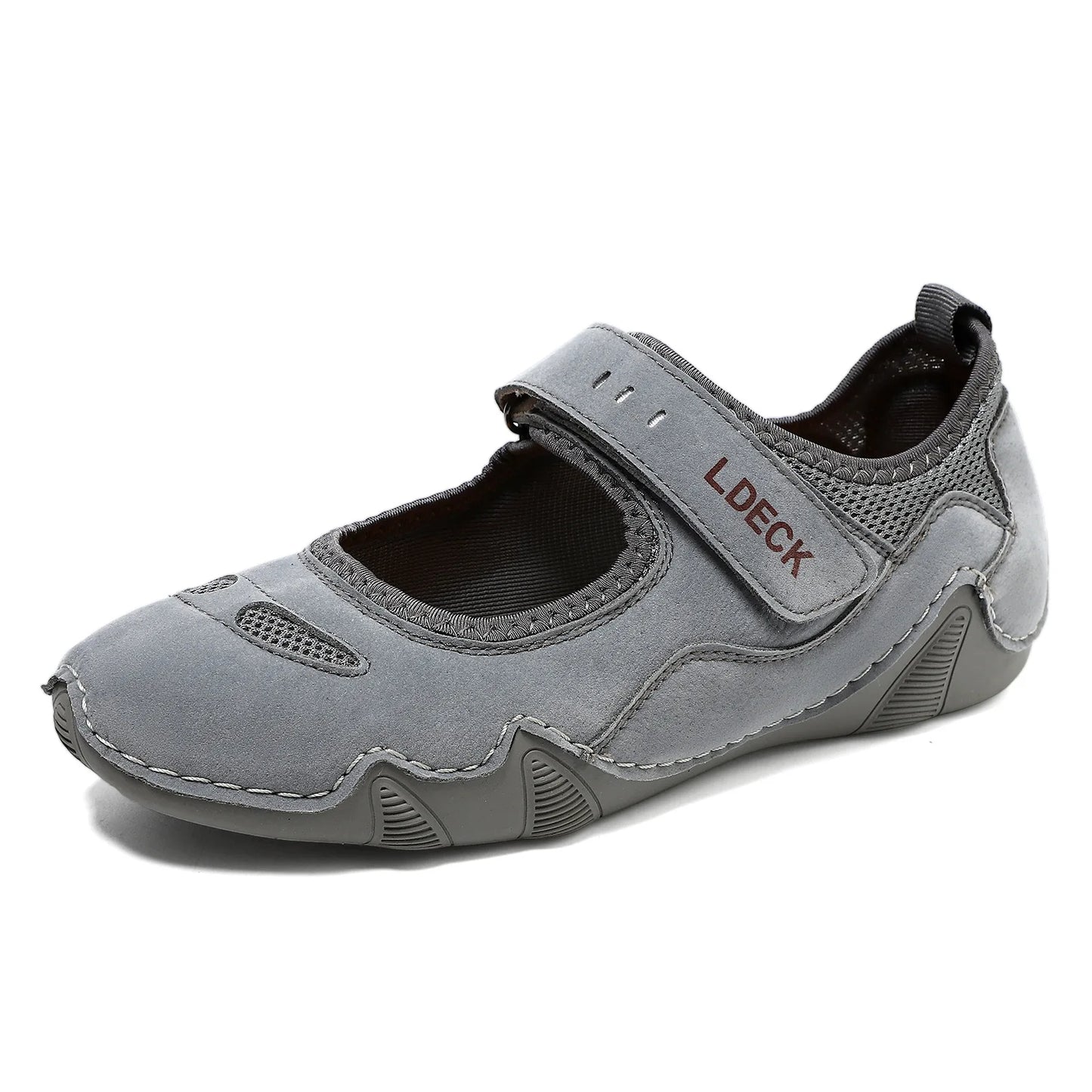 Practical and functional walking shoes for Women
